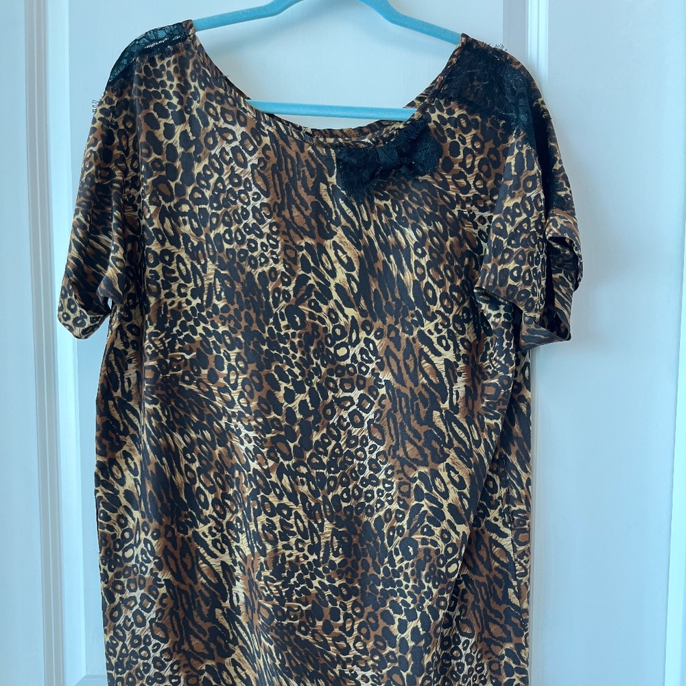 La Petite Française Leopard Print Dress with Lace Shoulder Detail – Size S/M